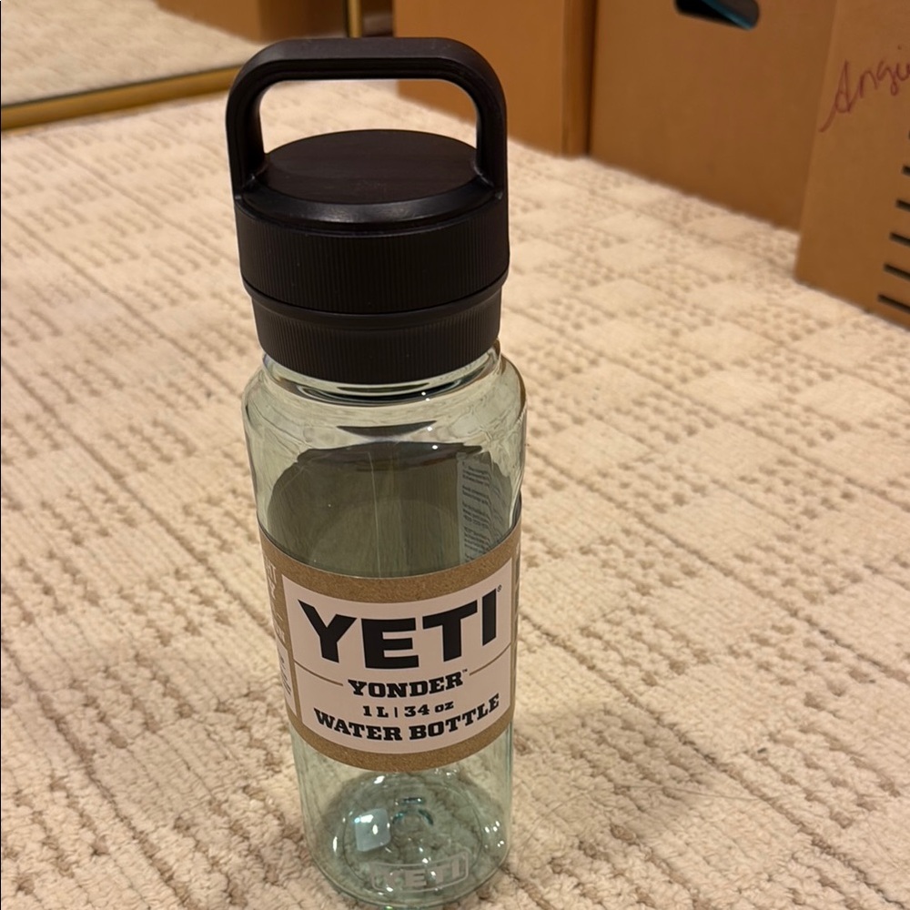 YETI Clear Water Bottle - 34oz
